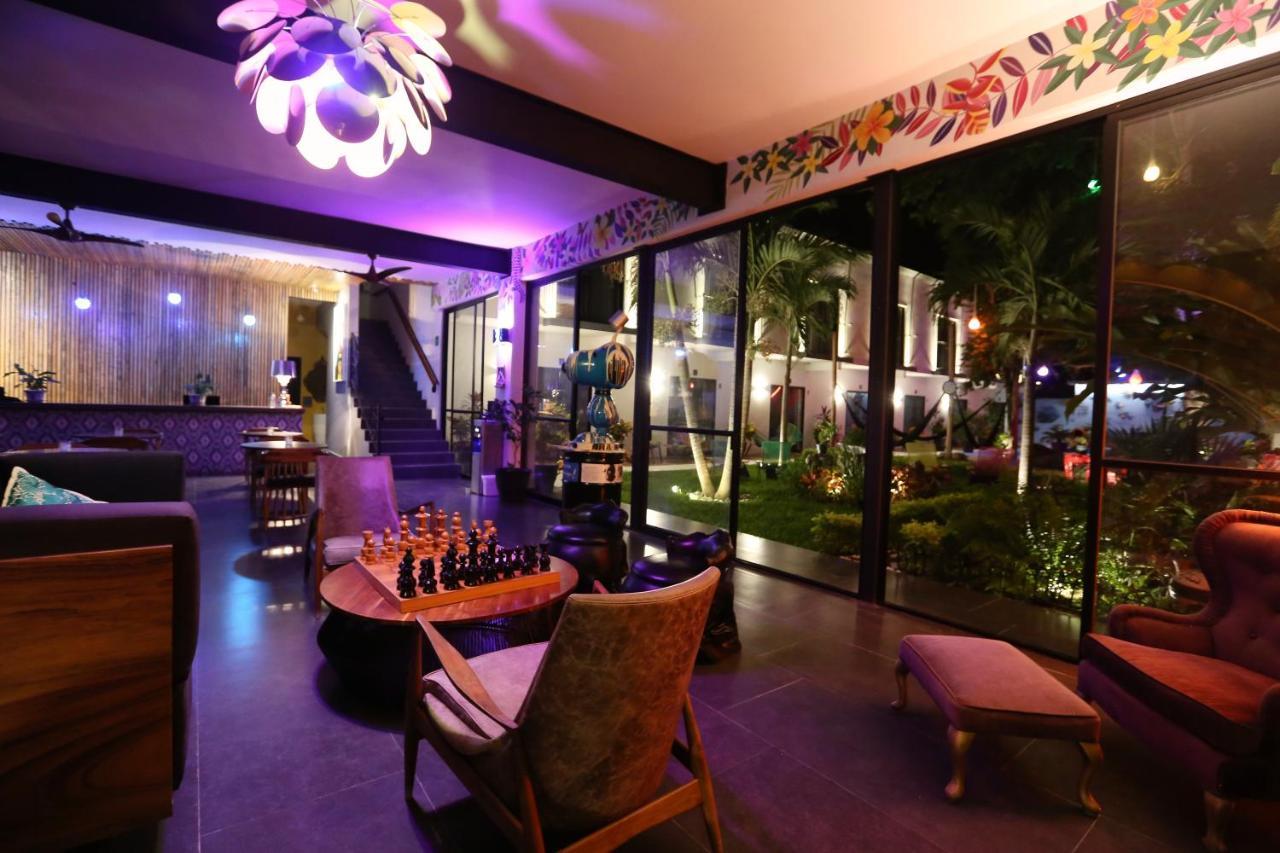 Casa Chukum Hotel บากาลาร์ ภายนอก รูปภาพ Interior of the restaurant