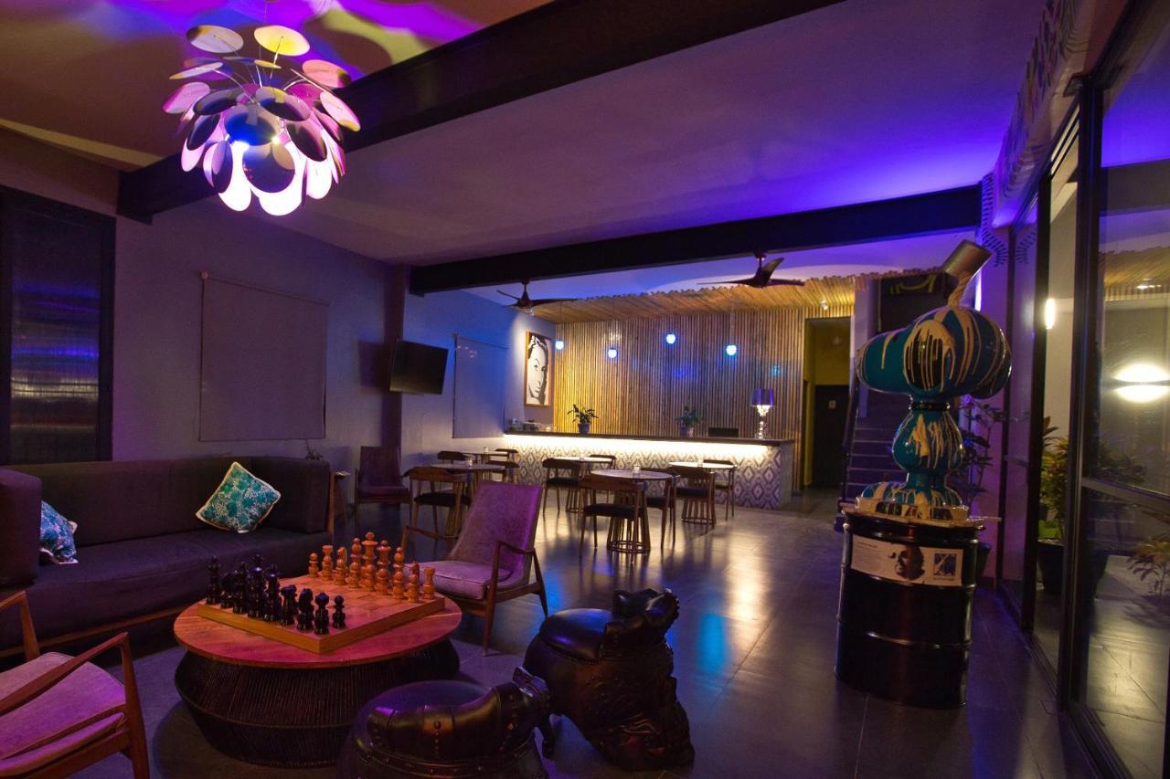 Casa Chukum Hotel บากาลาร์ ภายนอก รูปภาพ The interior of the bar